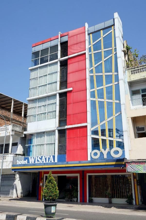 Oyo 1253 Hotel Wisata ジャンビ エクステリア 写真